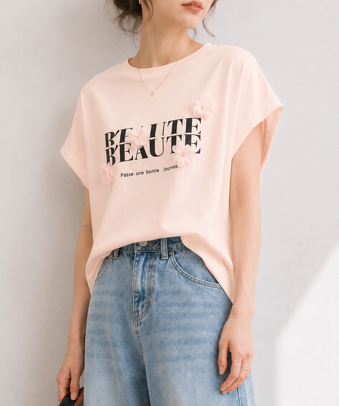 3D 立體花卉圖案法式袖 T-Shirt